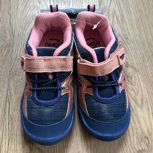 Toddler Girls Sneakers NWT size 9 OshKosh Navy and Pink Sparkle